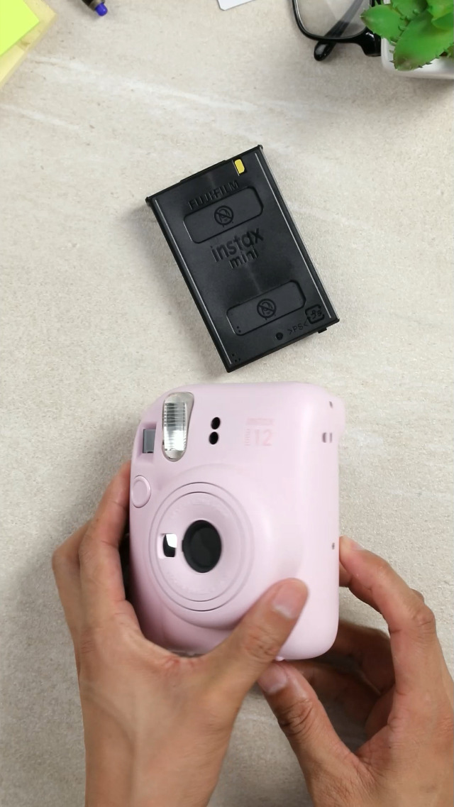 Fujifilm Instax Mini 12 Gift Box with 10 Shots- Pink : Amazon.in